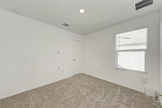 Building Photo - 12112 Scarlet Sleeve Wy