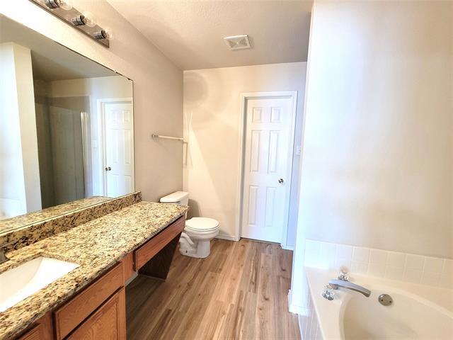 Building Photo - 2603 Hidden Valley Dr