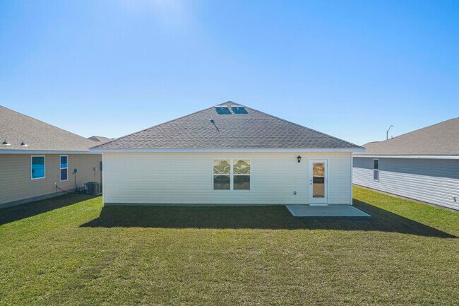 Building Photo - 5017 Rivergrass Dr