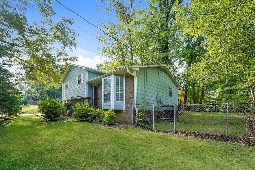 Building Photo - 1416 Maralyn Dr