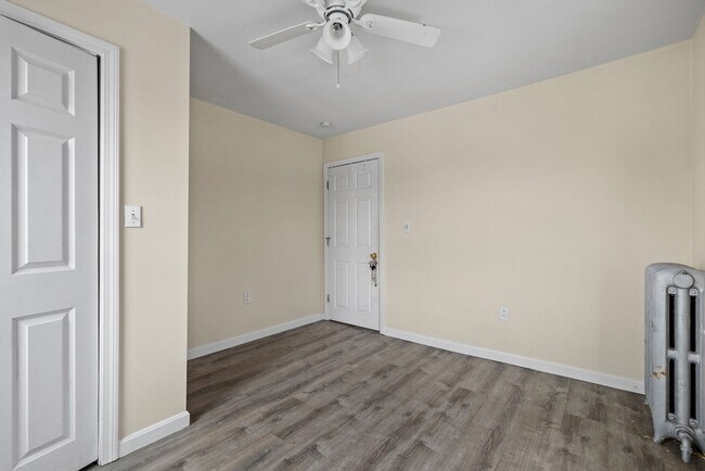 Building Photo - 19 Alfred St