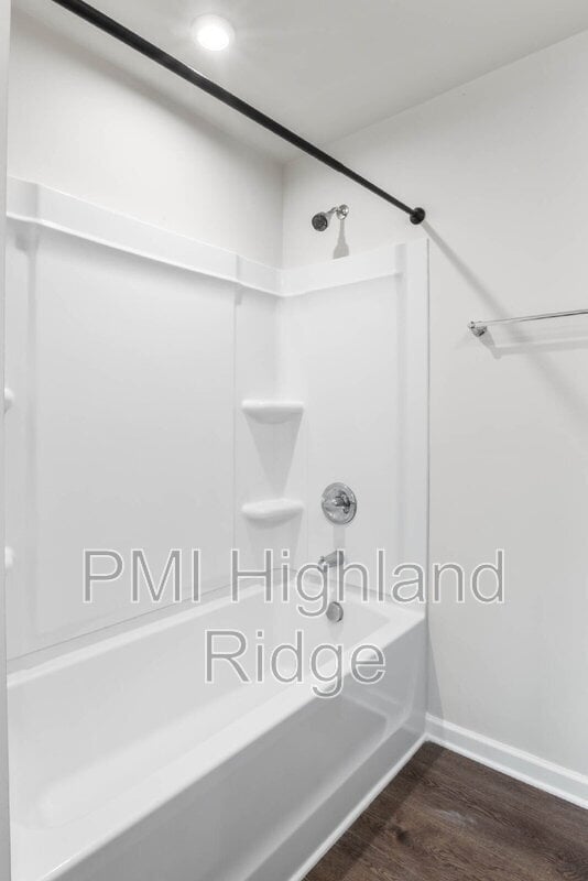 Building Photo - 828 Knox Crst