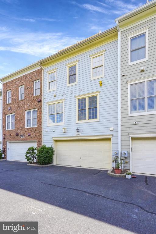 Building Photo - 1846 Potomac Greens Dr