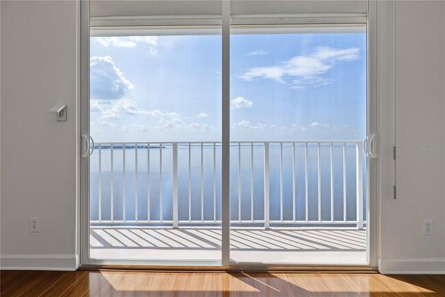 Building Photo - 2611 Bayshore Blvd