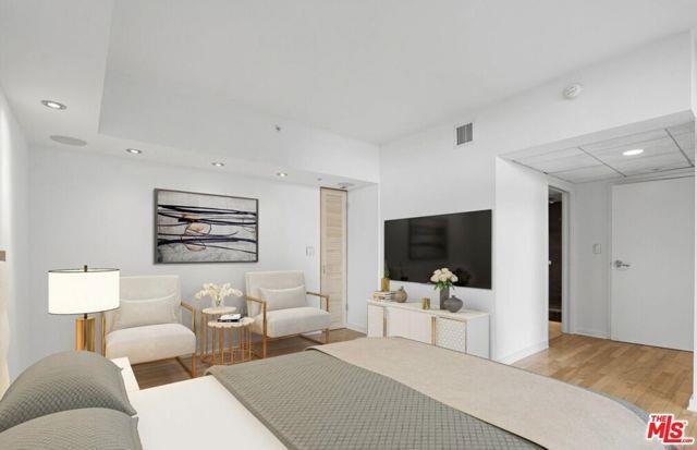 Building Photo - 13700 Marina Pointe Dr