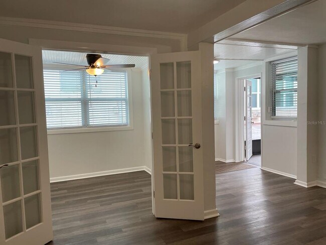 Building Photo - 2624 12th St N