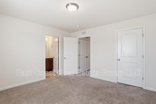 Building Photo - 202 Magellan Dr