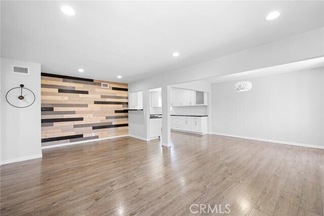 Building Photo - 11793 Glencrest Dr