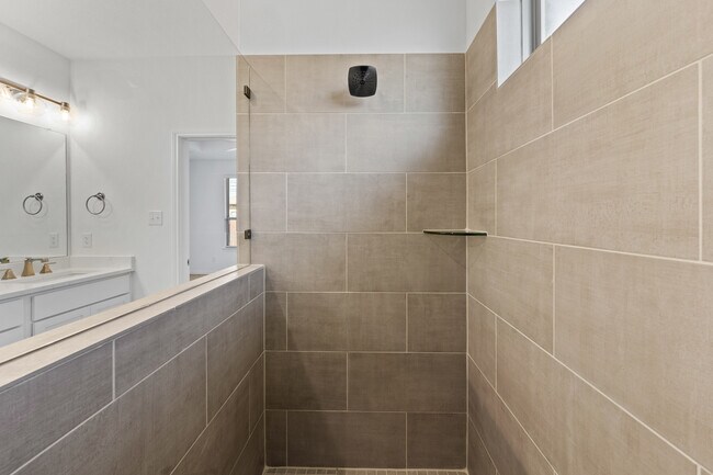 Building Photo - 7310 Caladium Dr