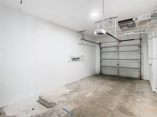 Building Photo - 1019 Blackwater Dr