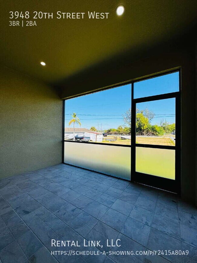 Building Photo - 3948 20th St W