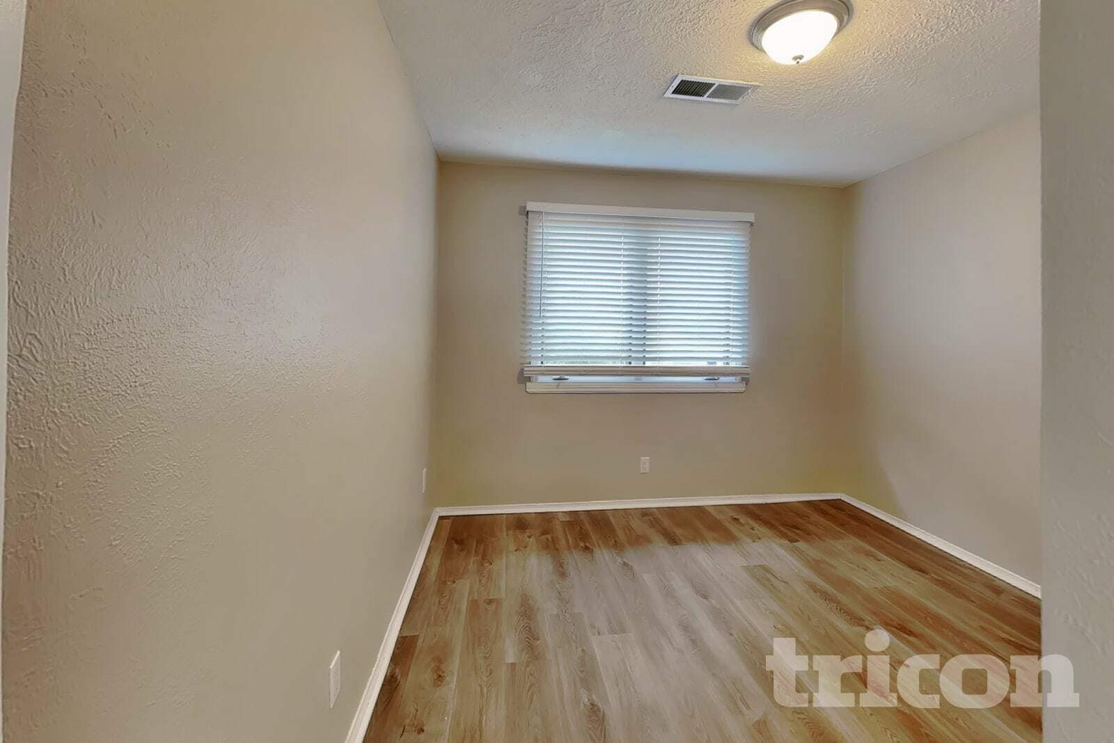Building Photo - 1416 Nemesia Pl NE
