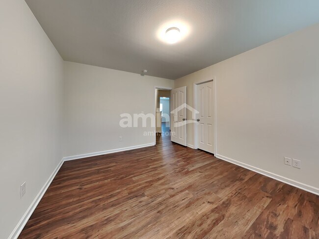 Building Photo - 4844 Old Towne Village Cir