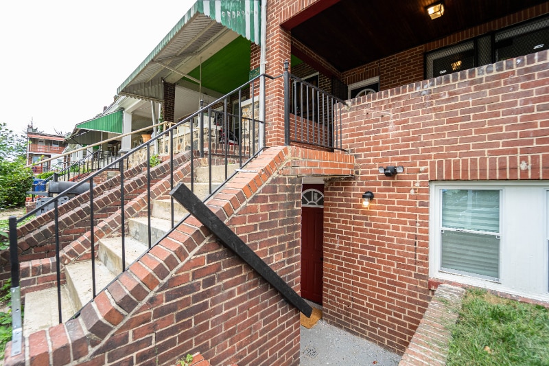 Building Photo - 3122 Presstman St