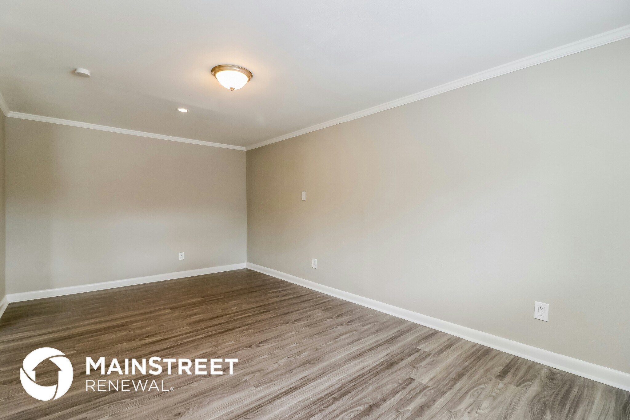 Building Photo - 606 Patrick Ave