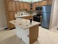 Building Photo - 253 S Cypress Rd