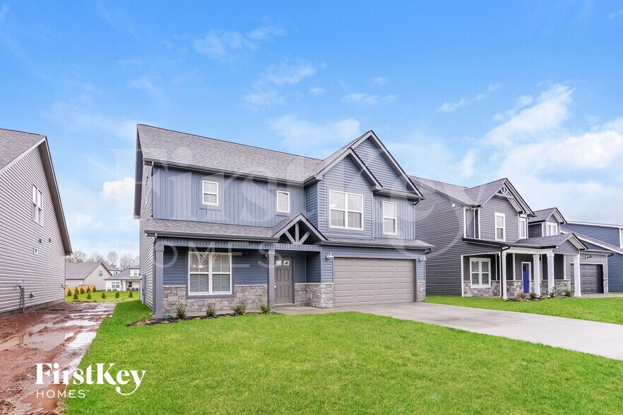 Building Photo - 631 Alvin Rd