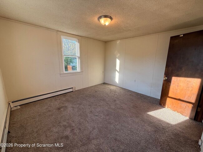 Building Photo - 947 Carmalt St