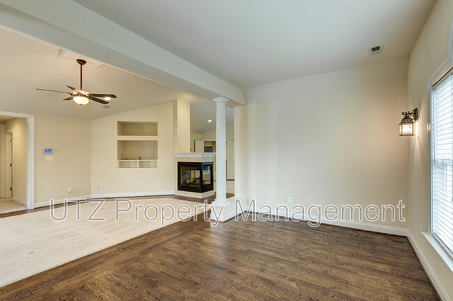 Building Photo - 3230 Sidetracked Dr