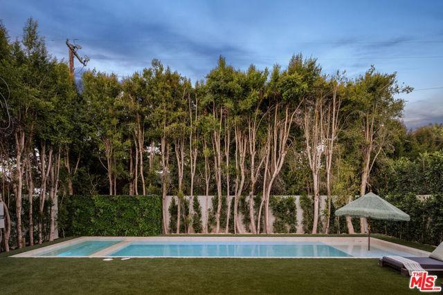 Building Photo - 4724 Lemona Ave