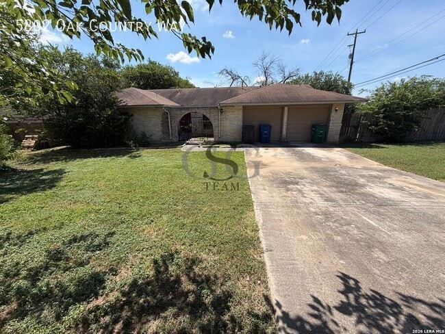 Building Photo - 5802 Oak Country Way