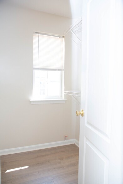 Building Photo - 2829 Forest Run Dr