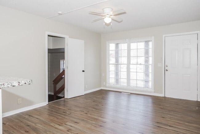 Building Photo - 2207 Pisgah Cir NW