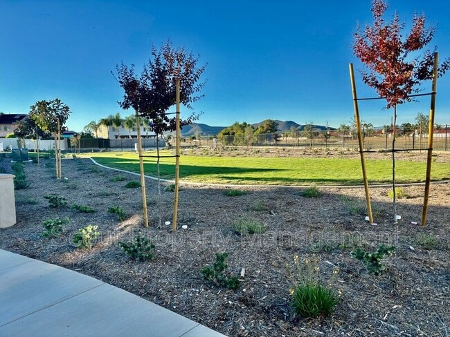 Building Photo - 26898 Rubicon Rd