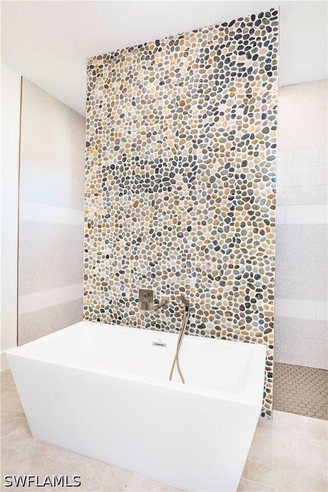 Building Photo - 231 Legacy Ct