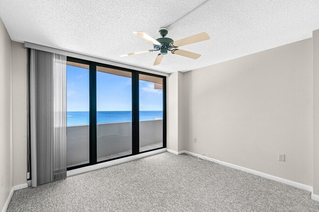 Building Photo - 4200 N Ocean Dr