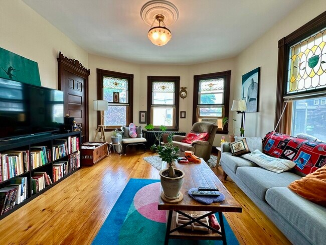 Building Photo - 2 Marbury Terrace