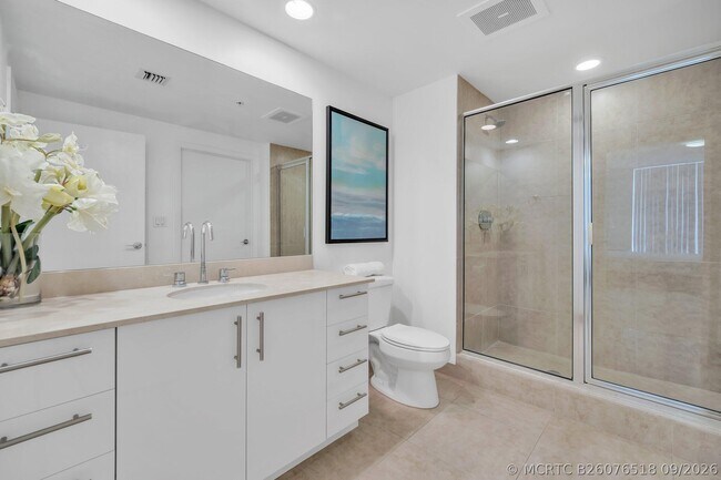 Building Photo - 550 Okeechobee Blvd