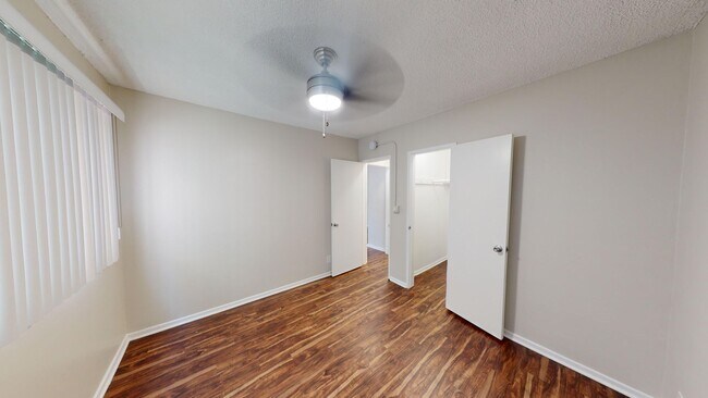 Interior Photo - 830 S Grand View St