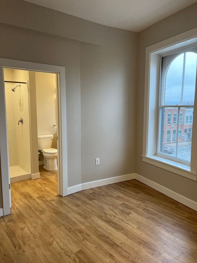 Putnam Winslow building 339 Main St Bennington VT 05201 Apartment