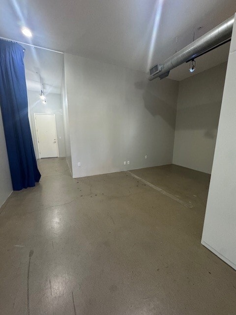 Building Photo - 1312 Live Oak St