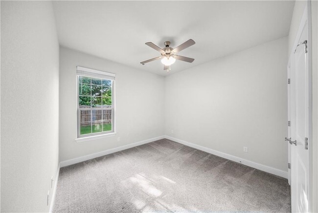 Building Photo - 730 Winston pl