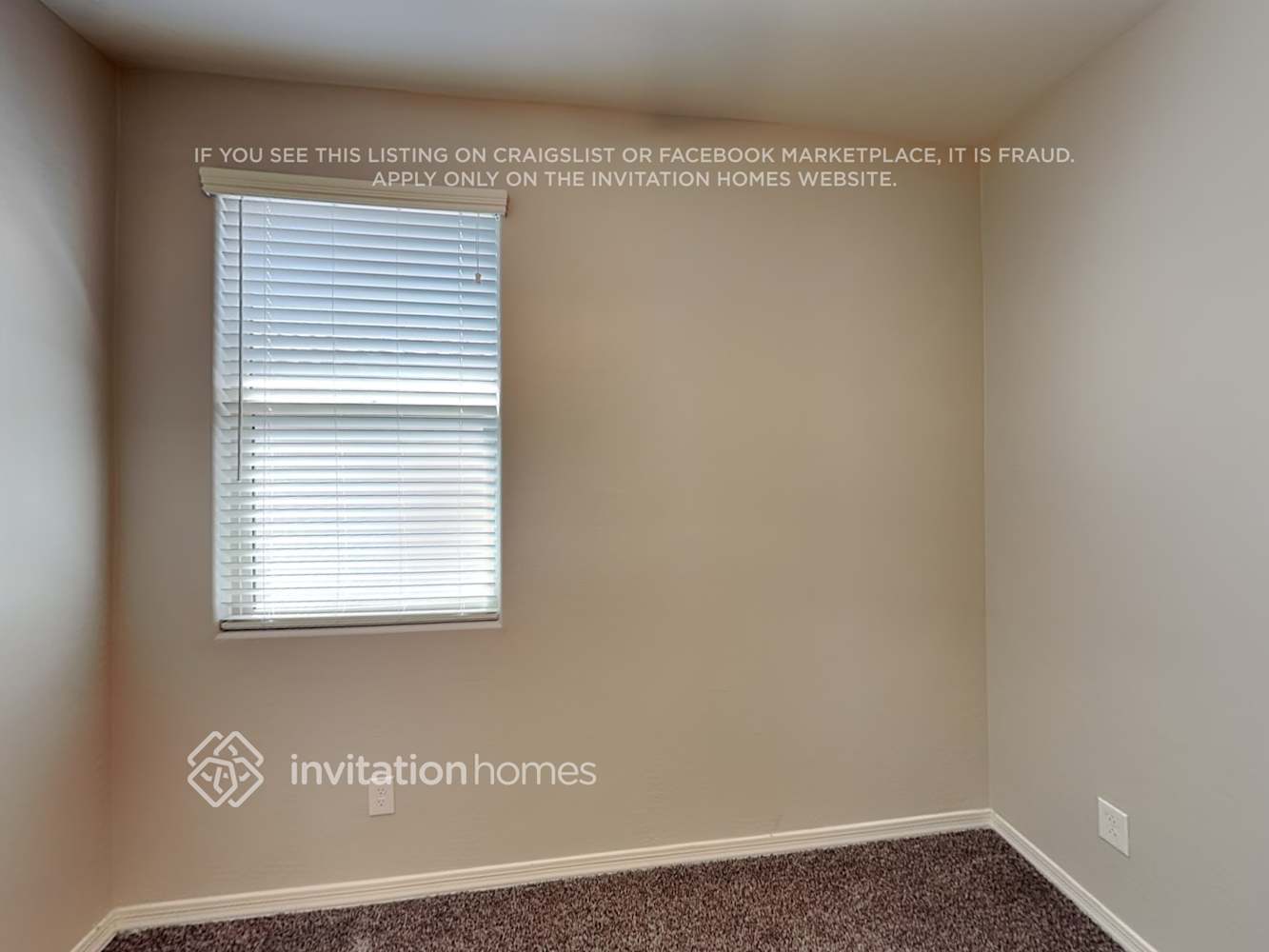 Building Photo - 5935 N 187th Ln