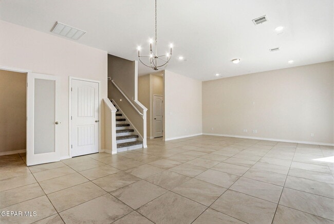 Building Photo - 904 Keenland Ave