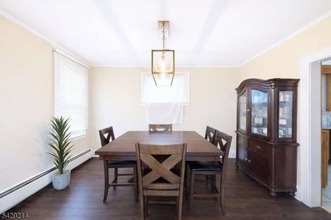 Building Photo - 1019 Salem Rd