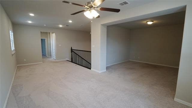 Building Photo - 521 Stratton Dr