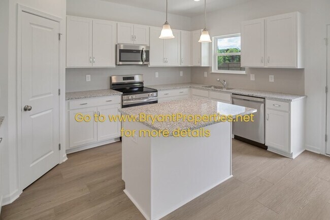 Building Photo - Gallatin - New 4-Bedroom