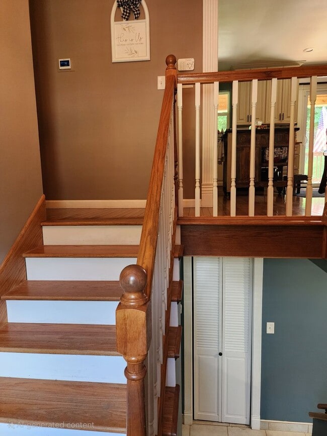 Building Photo - 3 bedrooms, 3 bath, 3 car garage