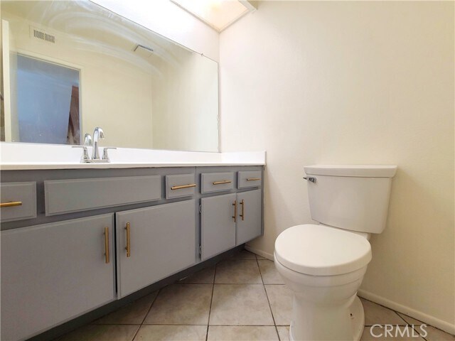 Building Photo - 1077 S Santo Antonio Dr