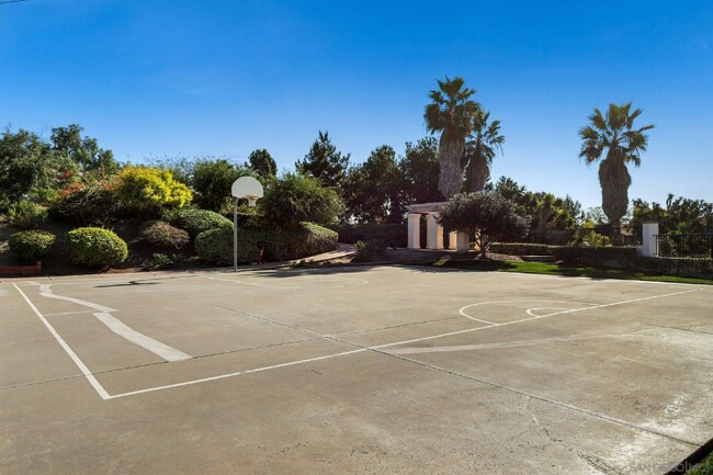 Building Photo - 2395 Rancho Del Oro Rd