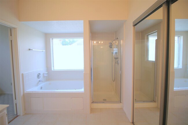 Building Photo - 16326 Brush Meadow Ct