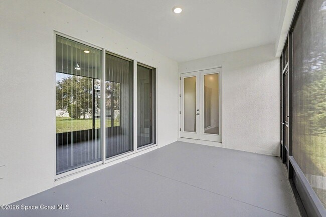Building Photo - 2241 San Filippo Dr SE