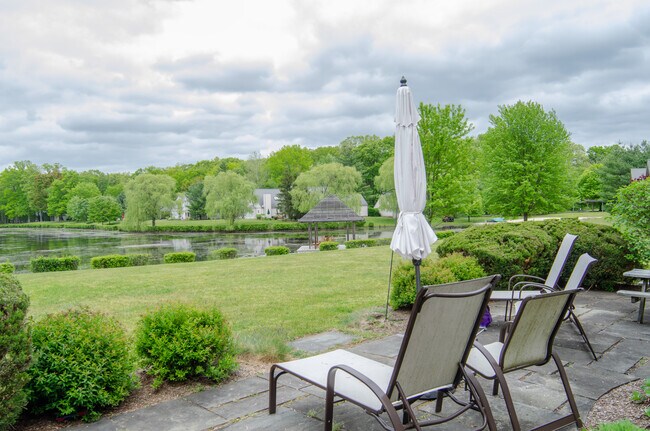 Primary Photo - 332 Arcadia Dr