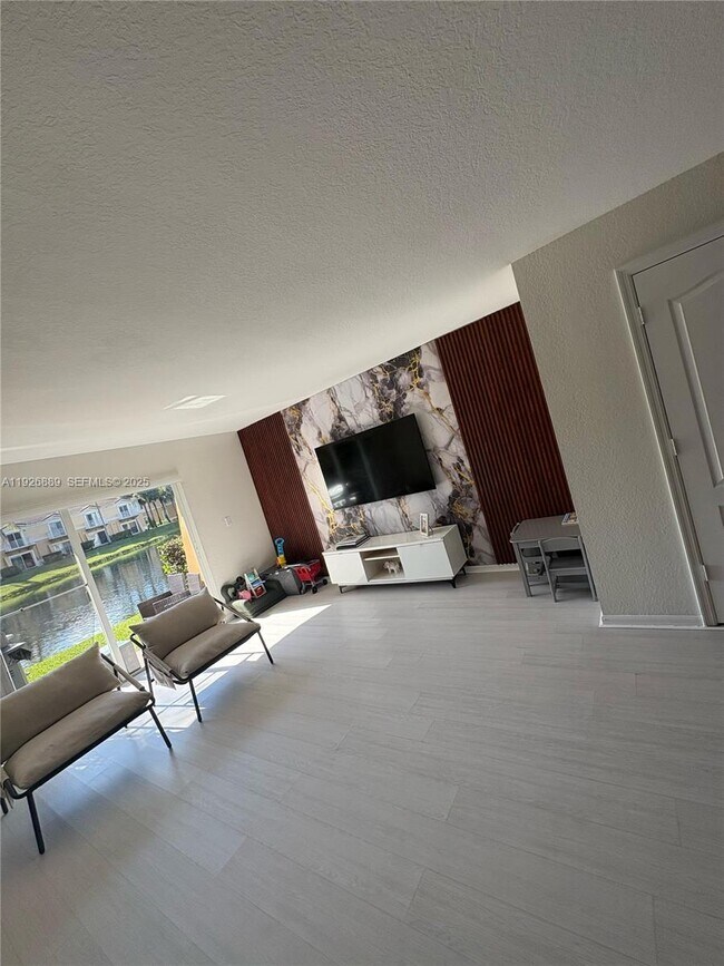 Building Photo - 12842 SW 31st St