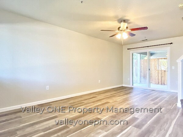 Building Photo - 1180 E Monte Vista Ave