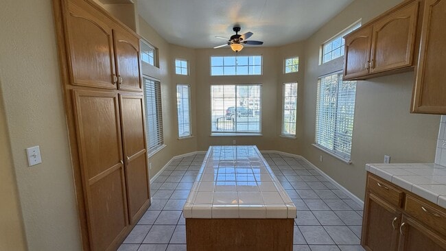 Building Photo - Single-Story Home for Lease – Manteca